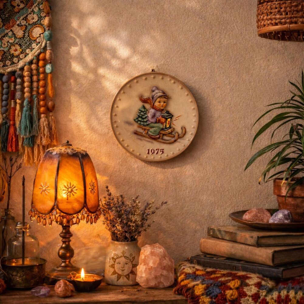 Goebel Hummel 1975 Annual Plate 7.5in Vintage German Cottage Wall Decor Gift